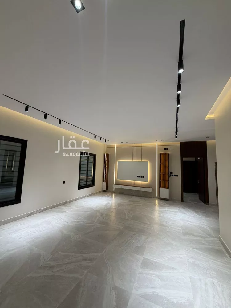 شقة للبيع في شارع المسافرة, حي الروابي, مدينة أبها, منطقة عسير صورة 3