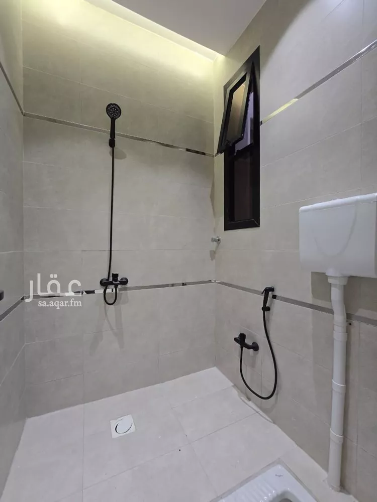 Floor for Sale in Ahad Rufaidah Al Aziziyah 24