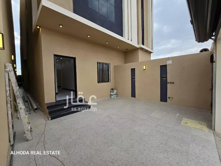 Floor for Sale in Khamis Mushait Al Mamurah 6