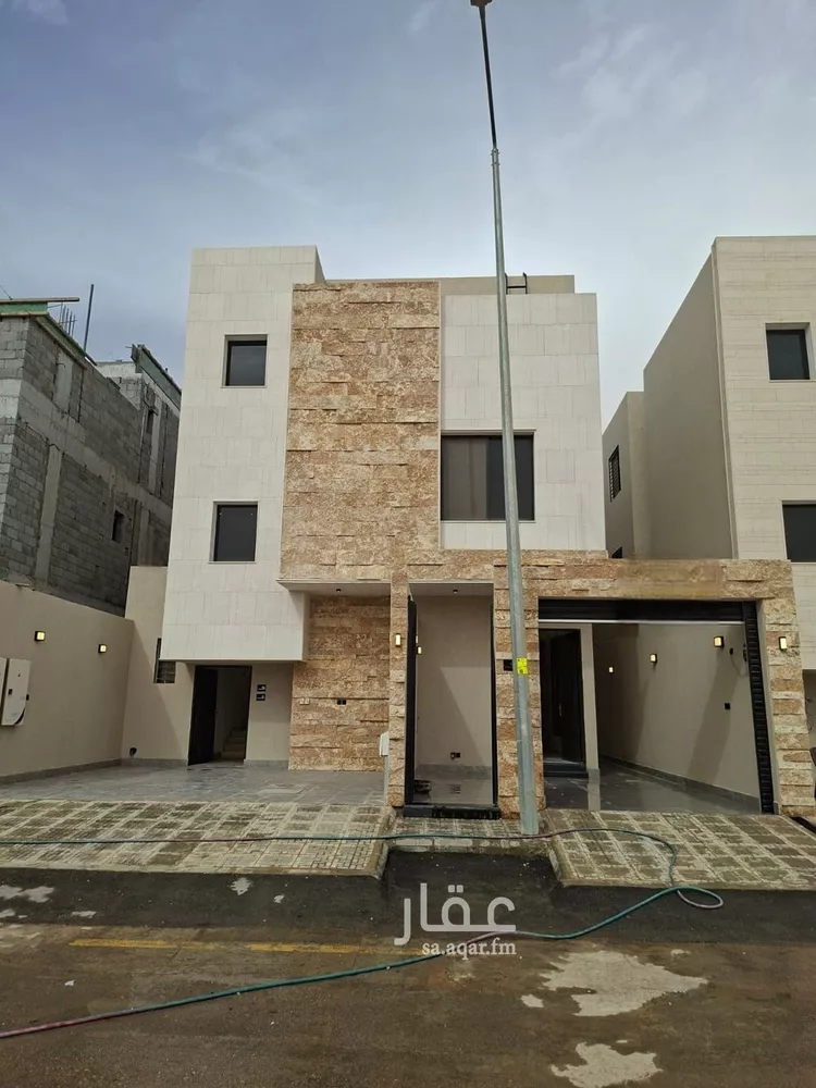 دور للبيع في شارع احمد بن عفيف, حي الجنادرية, مدينة الرياض, منطقة الرياض صورة 2