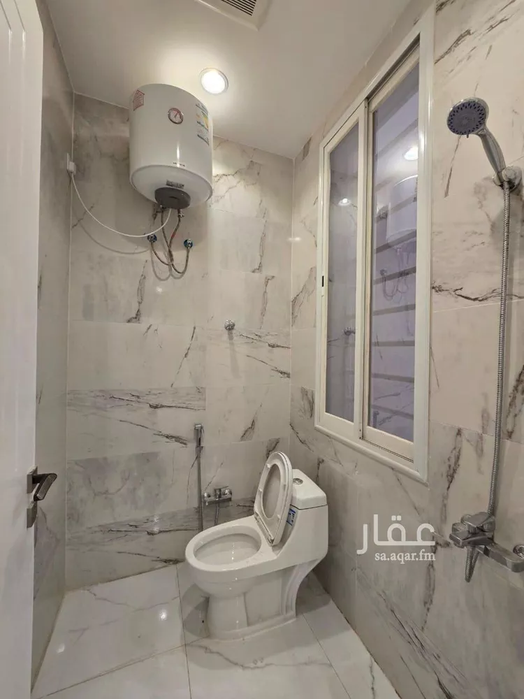 شقة للبيع في شارع الكاس, حي الظرفة, مدينة خميس مشيط, منطقة عسير صورة 5