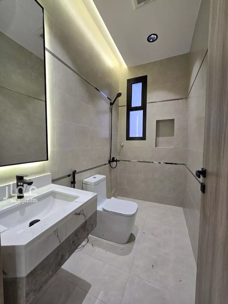 Floor for Sale in Ahad Rufaidah Al Aziziyah 20