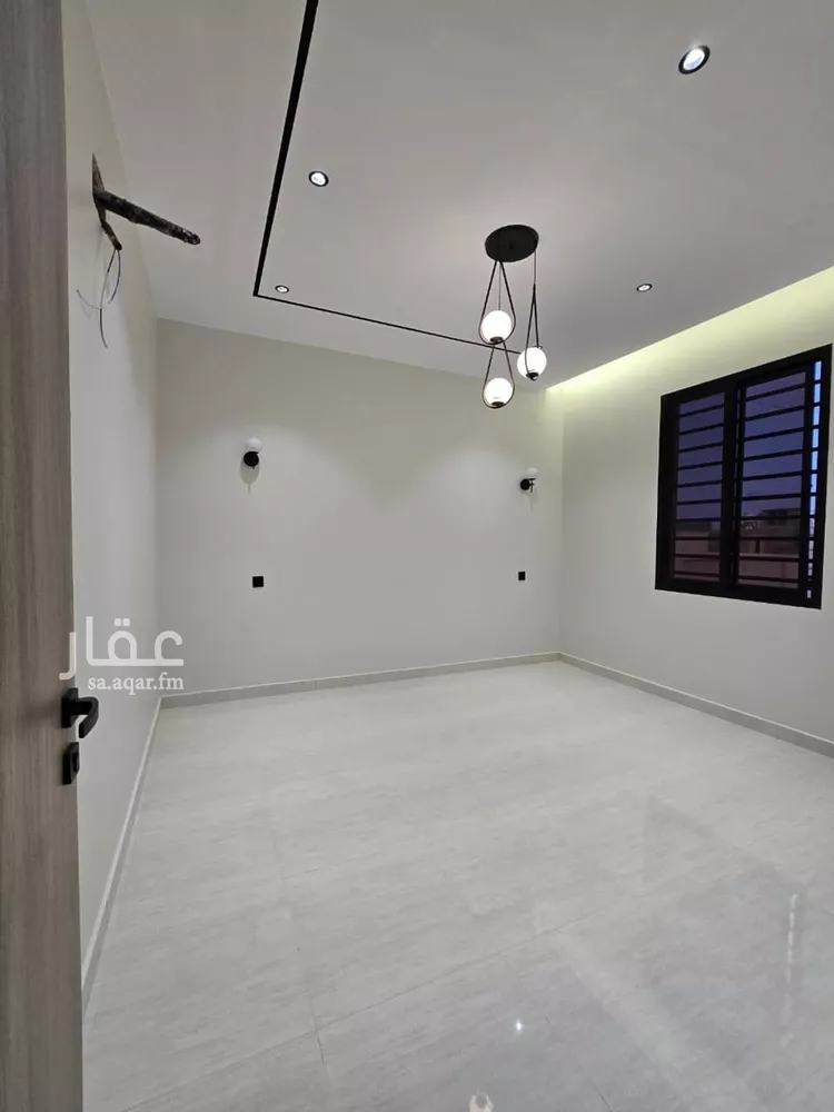 Floor for Sale in Ahad Rufaidah Al Aziziyah 19