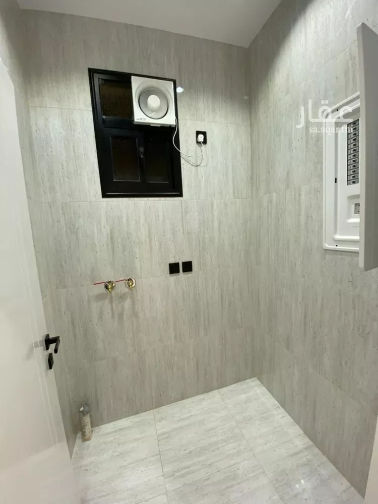 دور للبيع في شارع الورود, حي الورود, مدينة خميس مشيط, منطقة عسير صورة 4