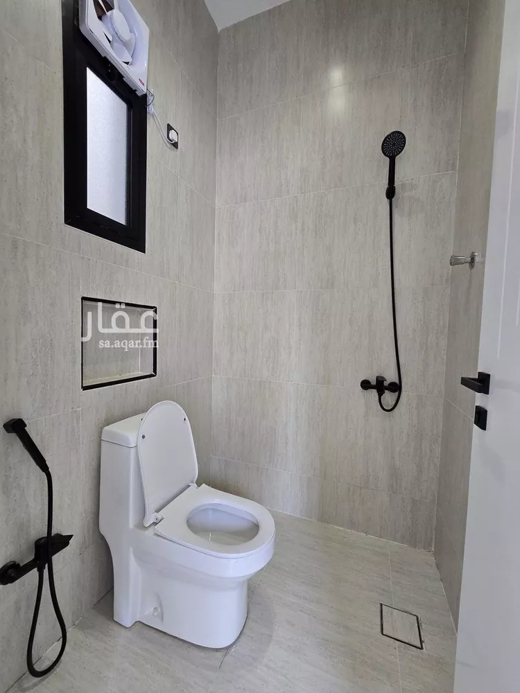 شقة للبيع في شارع 284, حي النهضة, مدينة أحد رفيدة, منطقة عسير 7