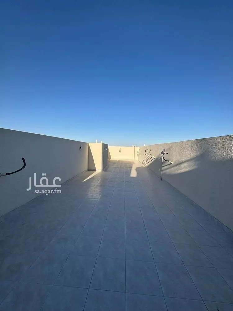 Floor for Sale in Khamis Mushait Ar Rabie 10