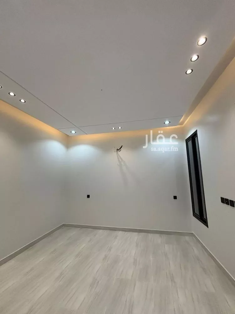 Floor for Sale in Khamis Mushait Ar Rabie 13