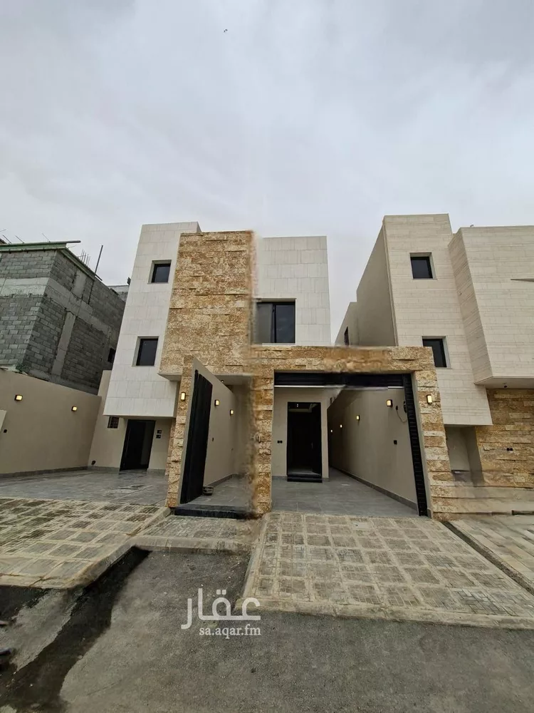 دور للبيع في شارع احمد بن عفيف, حي الجنادرية, مدينة الرياض, منطقة الرياض