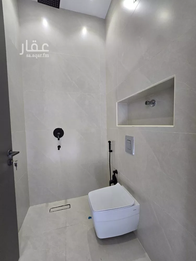 شقة للبيع في شارع سوق الجمعة, حي سلطانة, مدينة ابها, منطقة عسير صورة 5