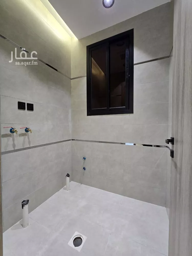 Floor for Sale in Ahad Rufaidah Al Aziziyah 27