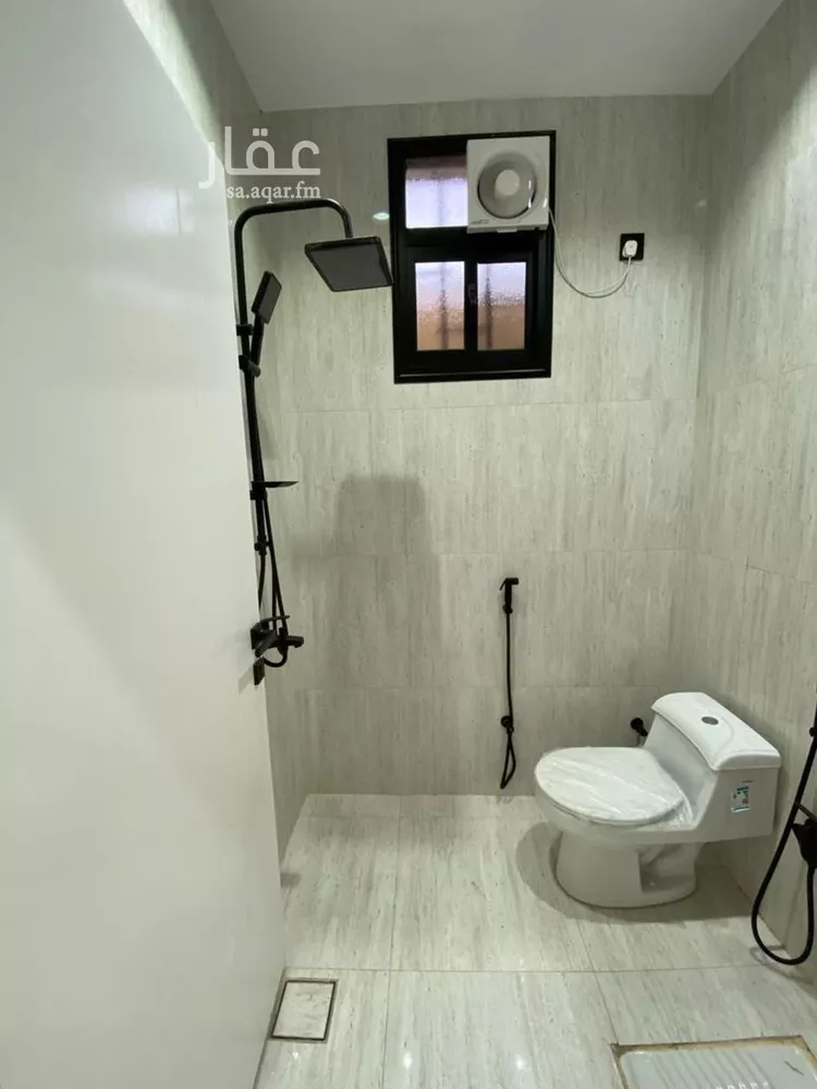 دور للبيع في شارع الورود, حي الورود, مدينة خميس مشيط, منطقة عسير صورة 5