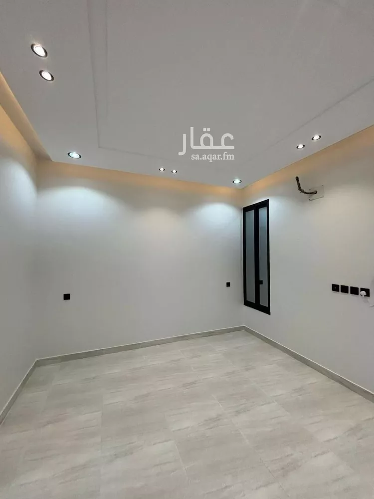 Floor for Sale in Khamis Mushait Ar Rabie 14