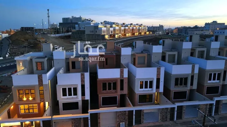 فيلا للبيع في شارع شعب نجد, حي الغدير, مدينة أبها, منطقة عسير صورة 5