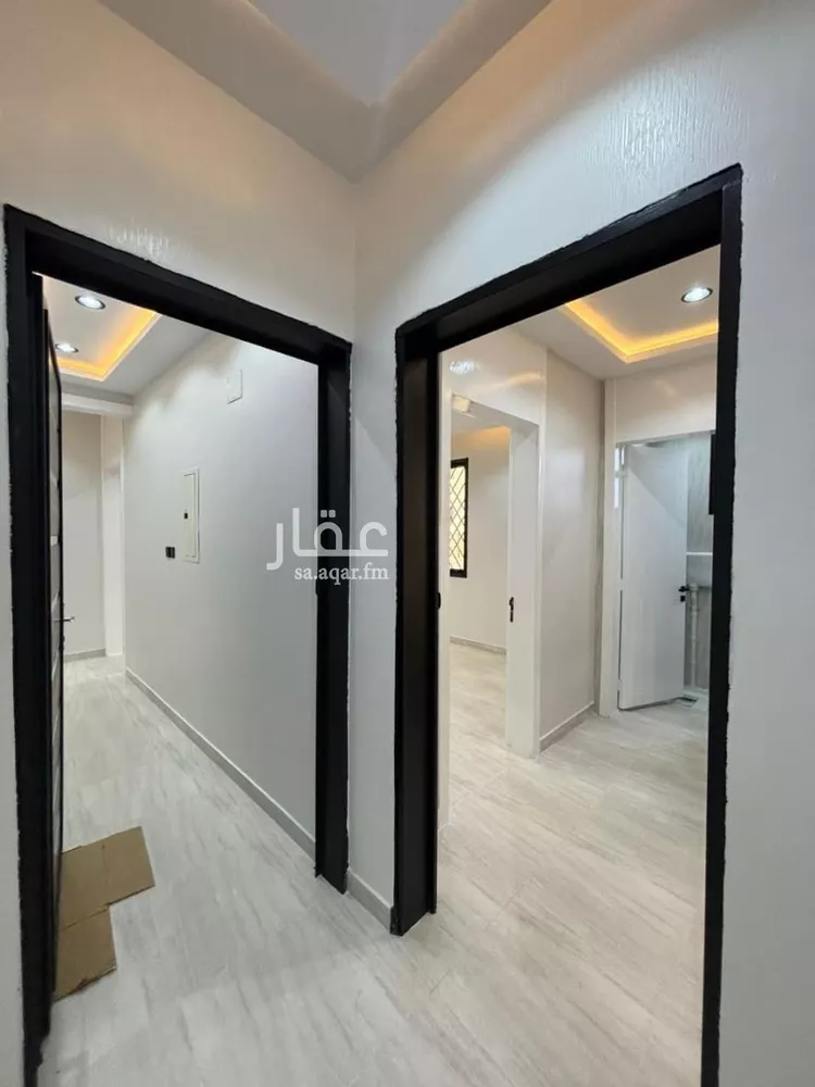 Floor for Sale in Khamis Mushait Ar Rabie 12