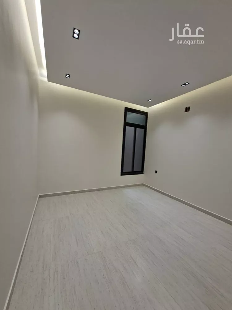 دور للبيع في شارع احمد بن عفيف, حي الجنادرية, مدينة الرياض, منطقة الرياض 12