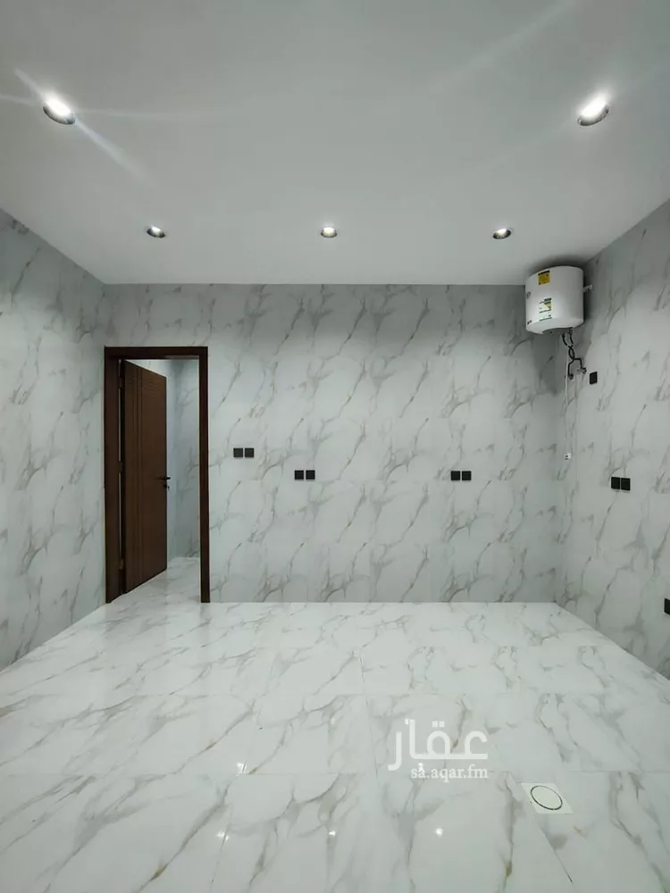 Floor for Sale in Khamis Mushait Al Wahah 11