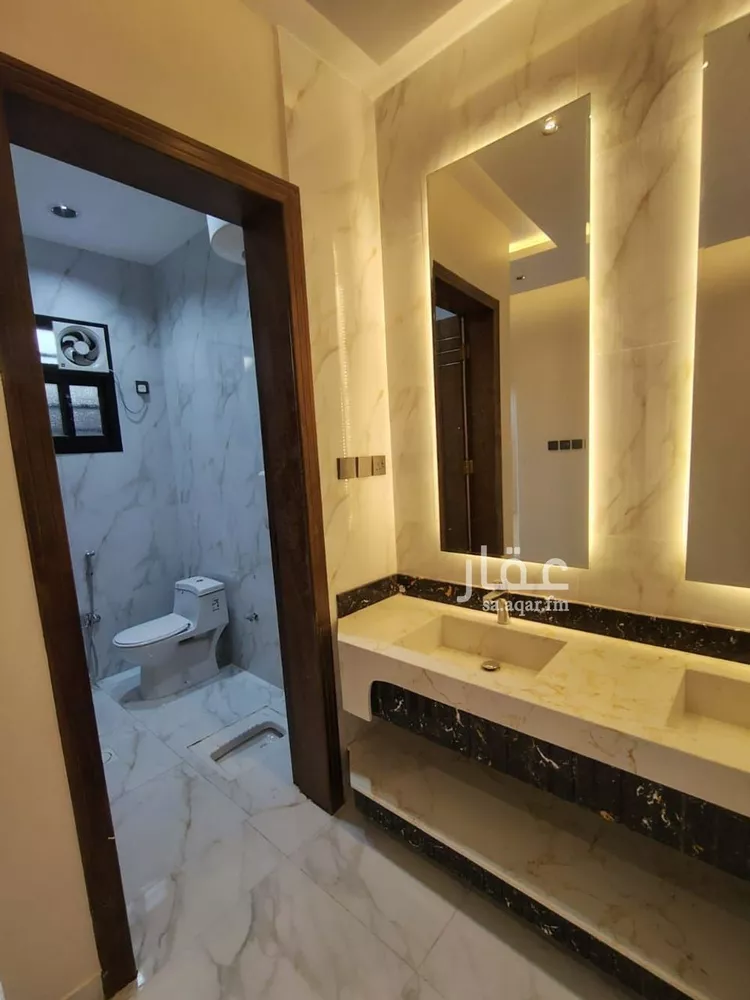 Floor for Sale in Khamis Mushait Al Wahah 17