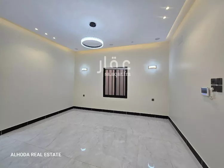 دور للبيع في شارع احمد بن محمد بن علي البسكري, حي الورود, مدينة خميس مشيط, منطقة عسير 13