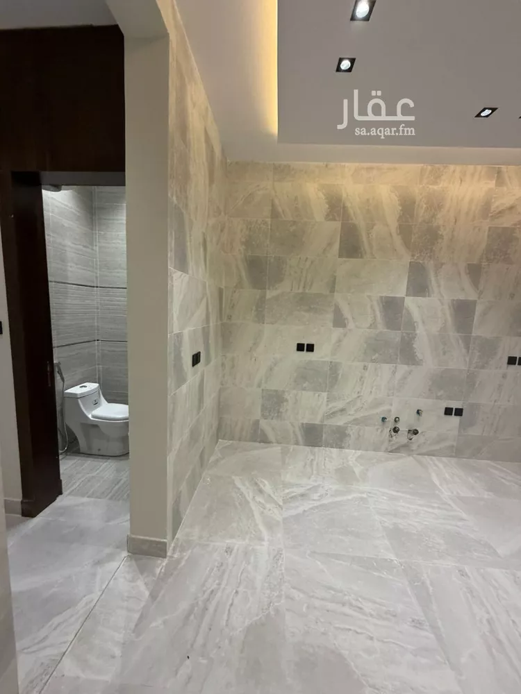 شقة للبيع في شارع المسافرة, حي الروابي, مدينة أبها, منطقة عسير 8