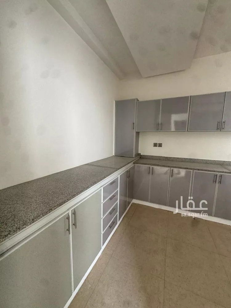 فيلا للإيجار في شارع أبي الثناء محمود العدل, حي العارض, مدينة الرياض, منطقة الرياض