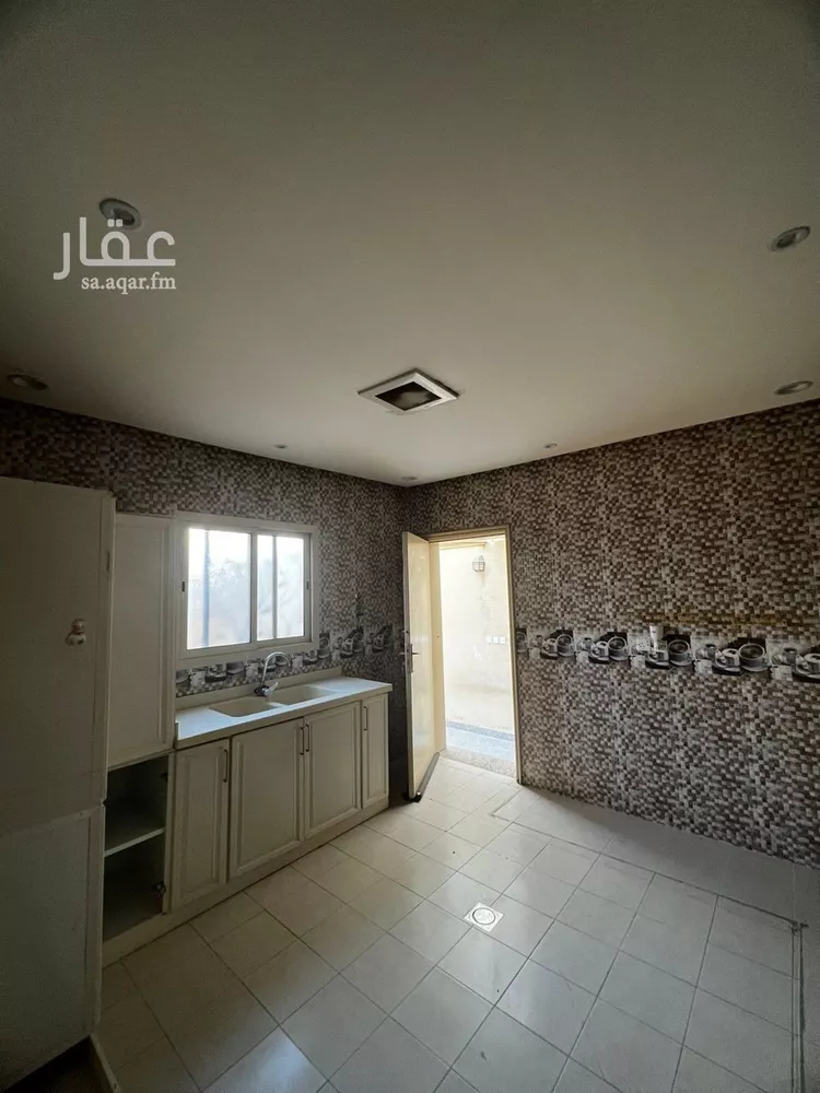 فيلا للإيجار في شارع يحيى الذماري, حي المهدية, مدينة الرياض, منطقة الرياض صورة 4