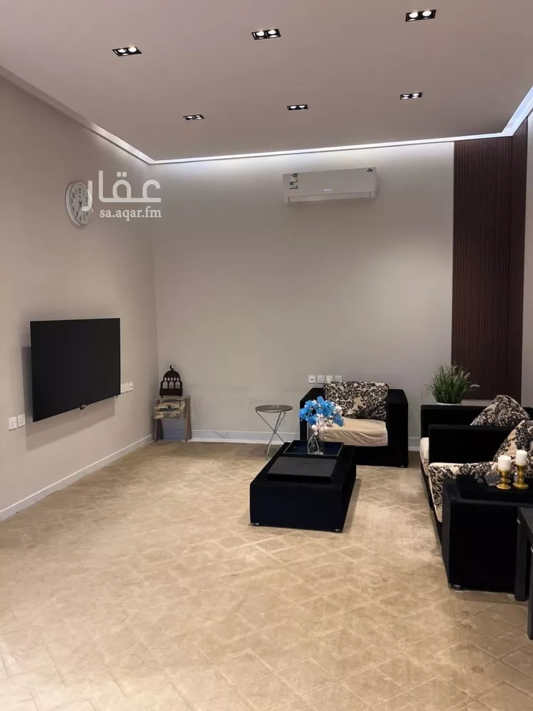 فيلا للبيع في شارع عبدالرحمن بشناق, حي المهدية, مدينة الرياض, منطقة الرياض 13
