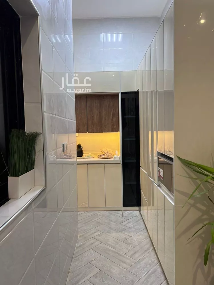 فيلا للبيع في شارع عبدالرحمن بشناق, حي المهدية, مدينة الرياض, منطقة الرياض 10