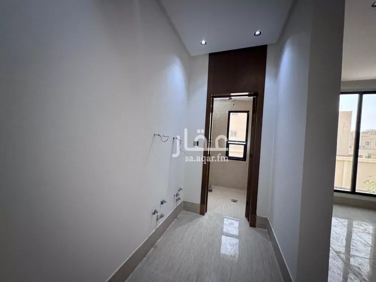 دور للبيع في شارع عبدالوهاب بن مجاهد, حي طويق, مدينة الرياض, منطقة الرياض صورة 5