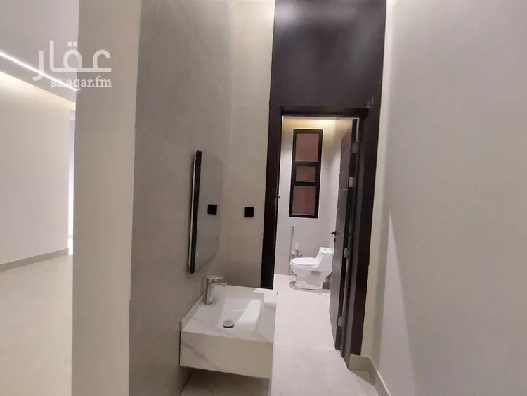 دور للبيع في شارع إسماعيل بن عيسى المرشدي, حي طويق, مدينة الرياض, منطقة الرياض صورة 4