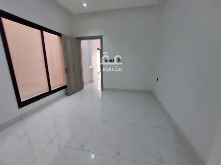 Floor for Sale in Riyadh Al Uraija Al Gharbiyah 8