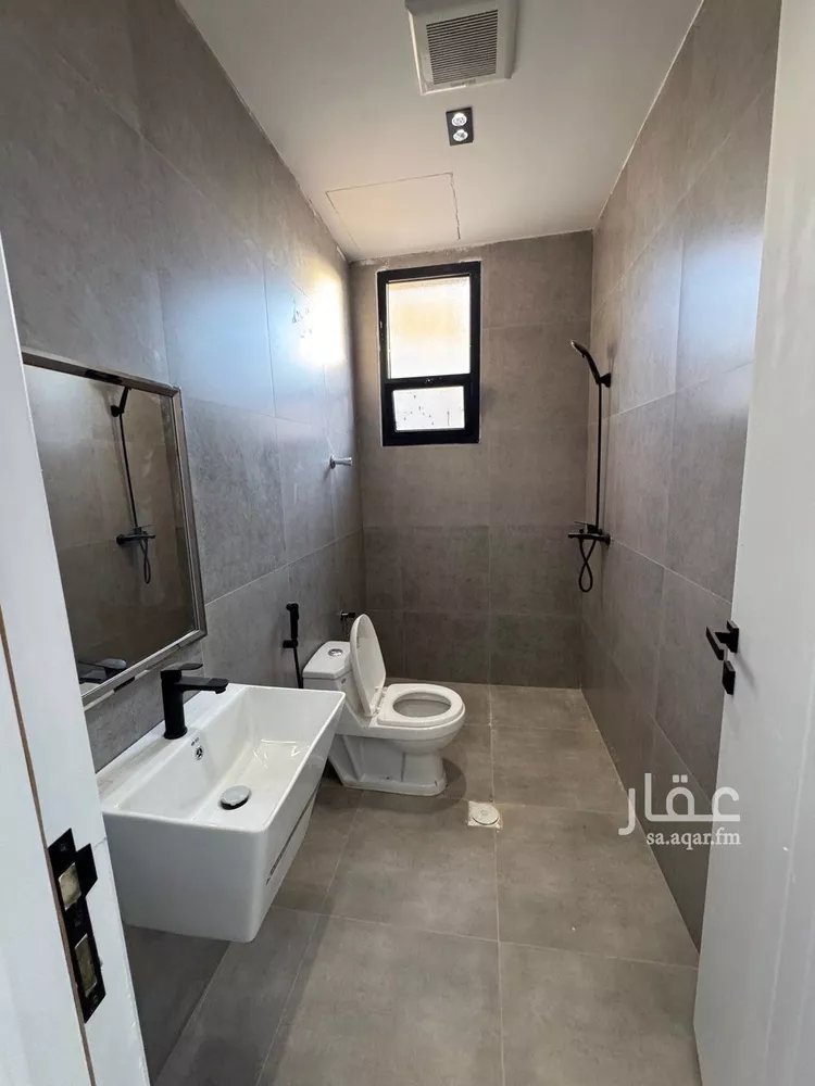 فيلا للبيع في شارع رقم 201, حي ظهرة لبن, مدينة الرياض, منطقة الرياض 18