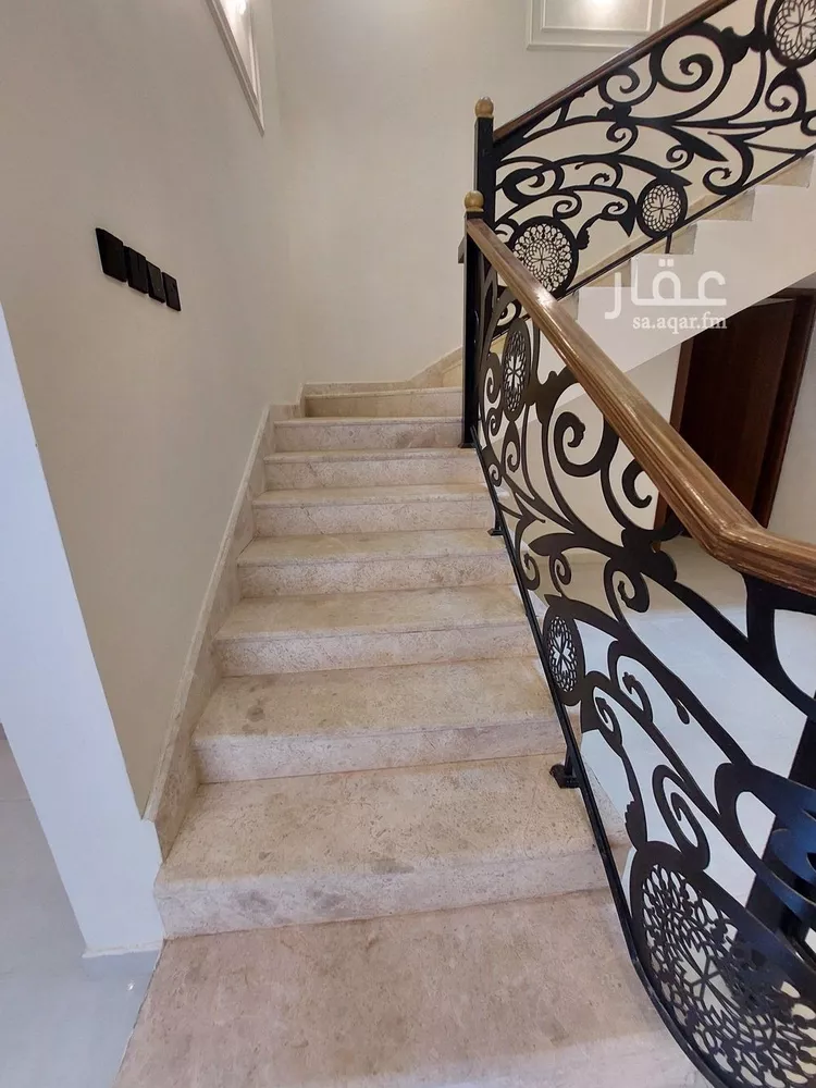 فيلا للبيع في شارع رقم 330, حي ظهرة لبن, مدينة الرياض, منطقة الرياض 28