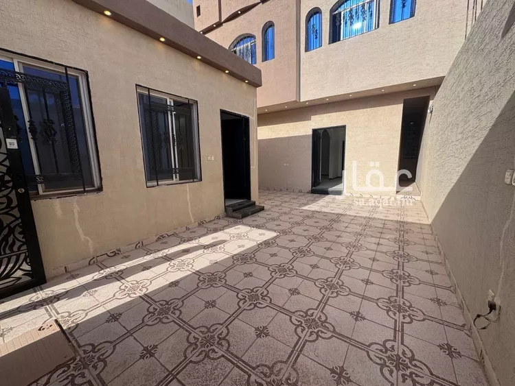 فيلا للبيع في شارع محمد شربيني, حي طويق, مدينة الرياض, منطقة الرياض صورة 2