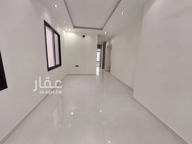 فيلا للبيع في شارع رقم 330, حي ظهرة لبن, مدينة الرياض, منطقة الرياض 9