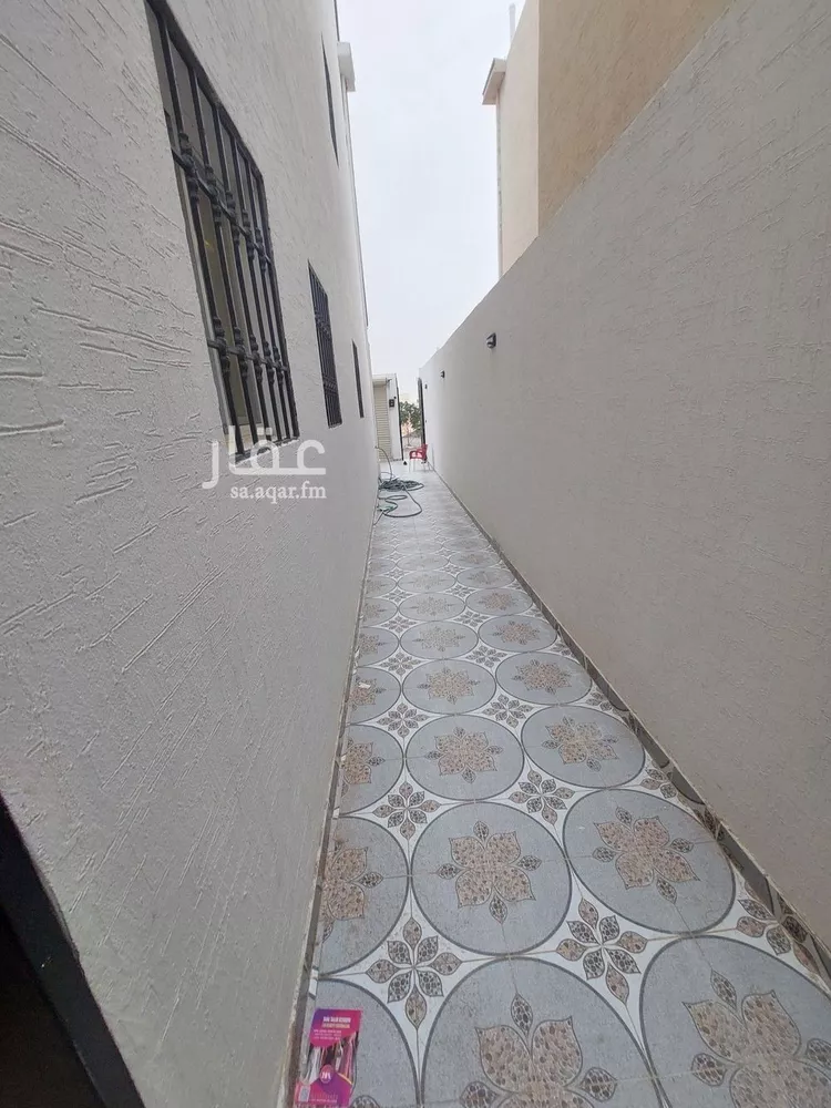 فيلا للبيع في شارع رقم 142, حي ظهرة لبن, مدينة الرياض, منطقة الرياض 15