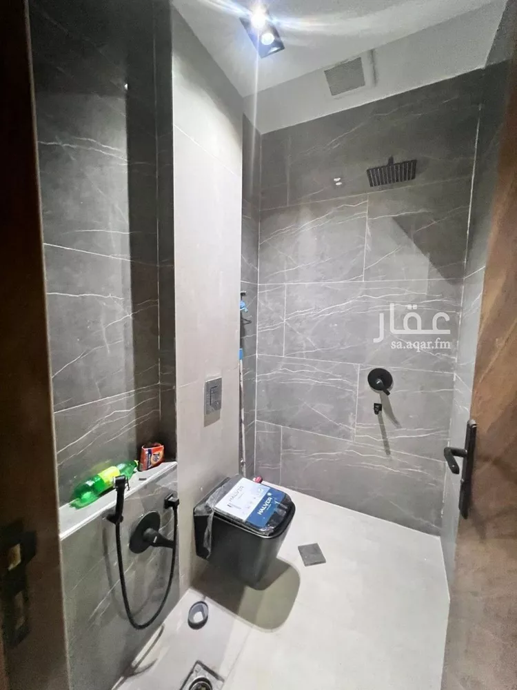 Floor for Sale in Riyadh Al Uraija Al Gharbiyah 10