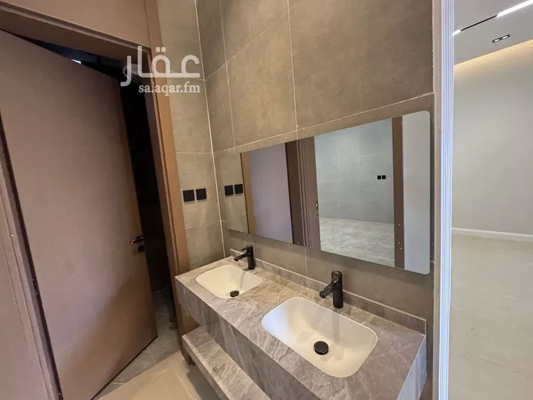 فيلا للبيع في شارع رقم 22, حي ظهرة لبن, مدينة الرياض, منطقة الرياض 8