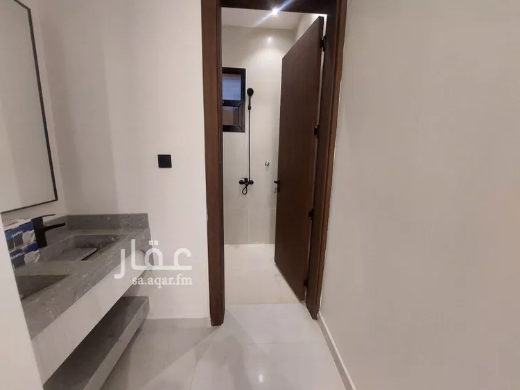 فيلا للبيع في شارع أبي زيد البلخي, حي ظهرة لبن, مدينة الرياض, منطقة الرياض 18
