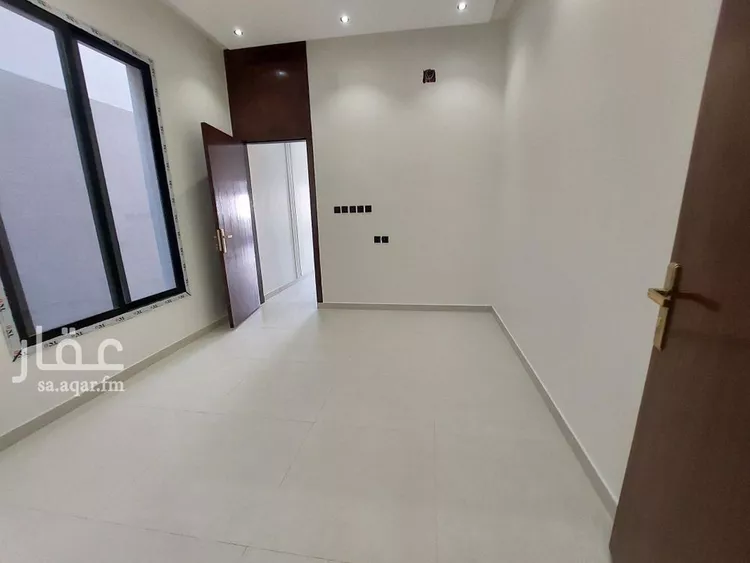 Floor for Sale in Riyadh Al Uraija Al Gharbiyah صورة 4