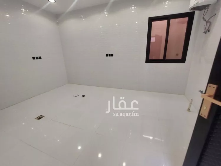 فيلا للبيع في شارع رقم 330, حي ظهرة لبن, مدينة الرياض, منطقة الرياض 21