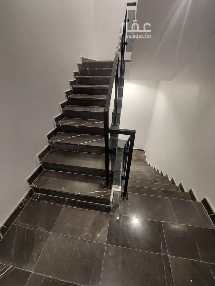 دور للبيع في شارع صفوان بن اليمان العبسي, حي الزهرة, مدينة الرياض, منطقة الرياض صورة 4