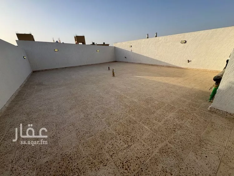 فيلا للبيع في شارع رقم 198, حي ظهرة لبن, مدينة الرياض, منطقة الرياض 17