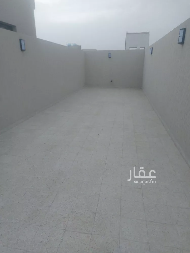 فيلا للبيع في شارع أبي زيد البلخي, حي ظهرة لبن, مدينة الرياض, منطقة الرياض 14