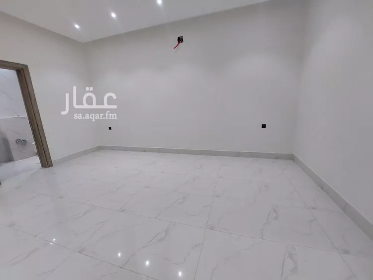 Floor for Sale in Riyadh Al Uraija Al Gharbiyah 10