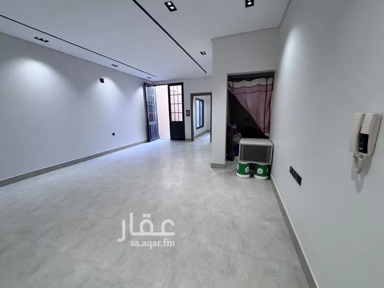 دور للبيع في شارع أبي علي الطوسي, حي ظهرة البديعة, مدينة الرياض, منطقة الرياض صورة 5