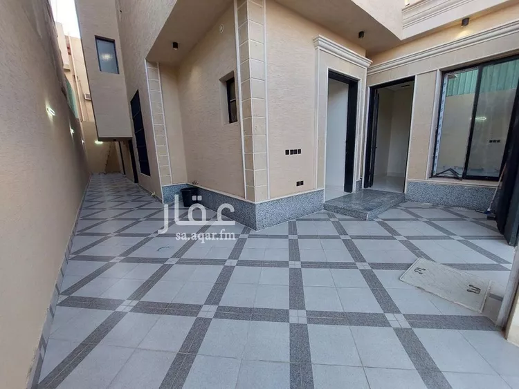 Villa for Sale in Riyadh Al Uraija Al Gharbiyah صورة 3