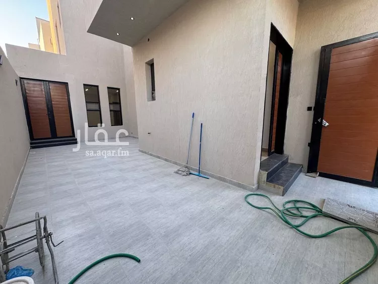 فيلا للبيع في شارع رقم 201, حي ظهرة لبن, مدينة الرياض, منطقة الرياض صورة 2