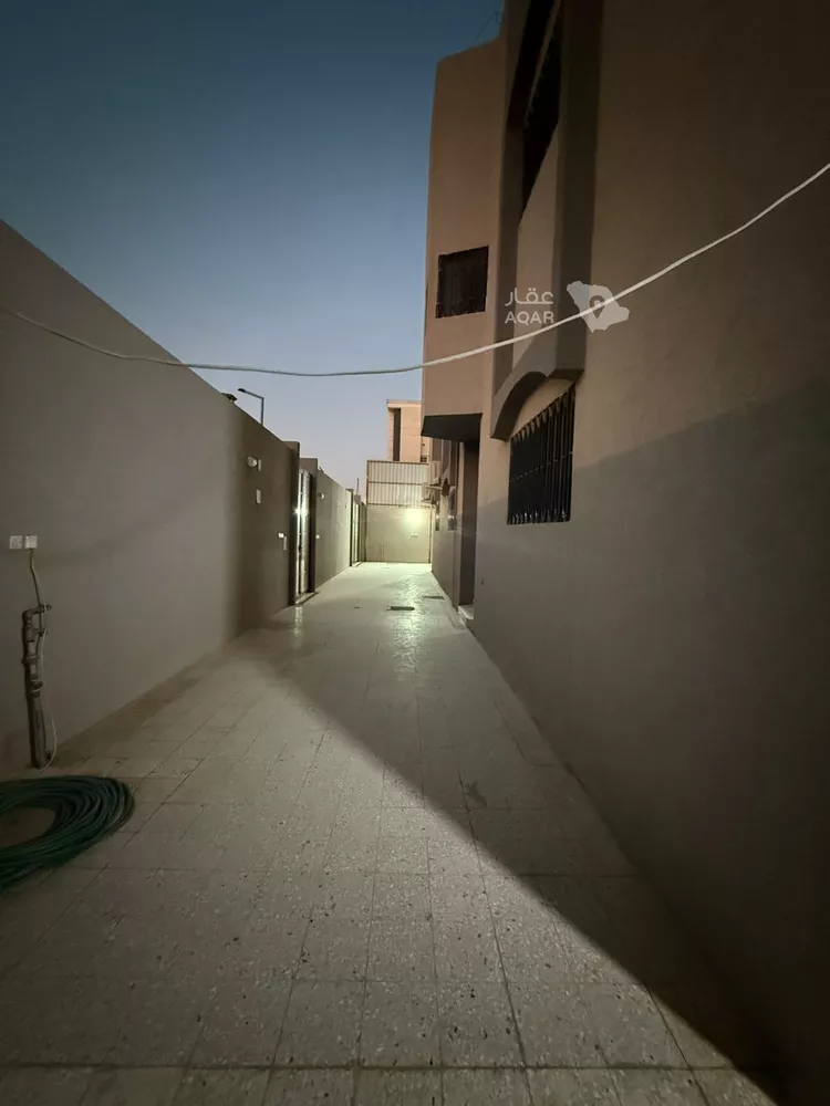فيلا للبيع في شارع وادي مثلة, حي غرناطة, مدينة الرياض, منطقة الرياض 3