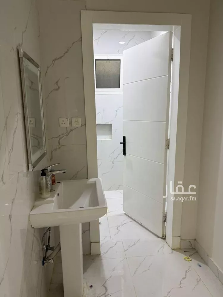 شقة للإيجار في شارع رقم 96, حي الندوة, مدينة الرياض, منطقة الرياض صورة 3
