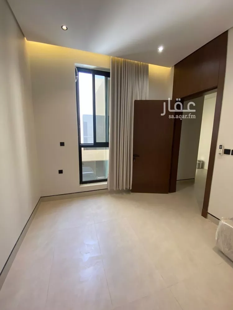 فيلا للبيع في شارع عبدالله بن حبان, حي المهدية, مدينة الرياض, منطقة الرياض 16